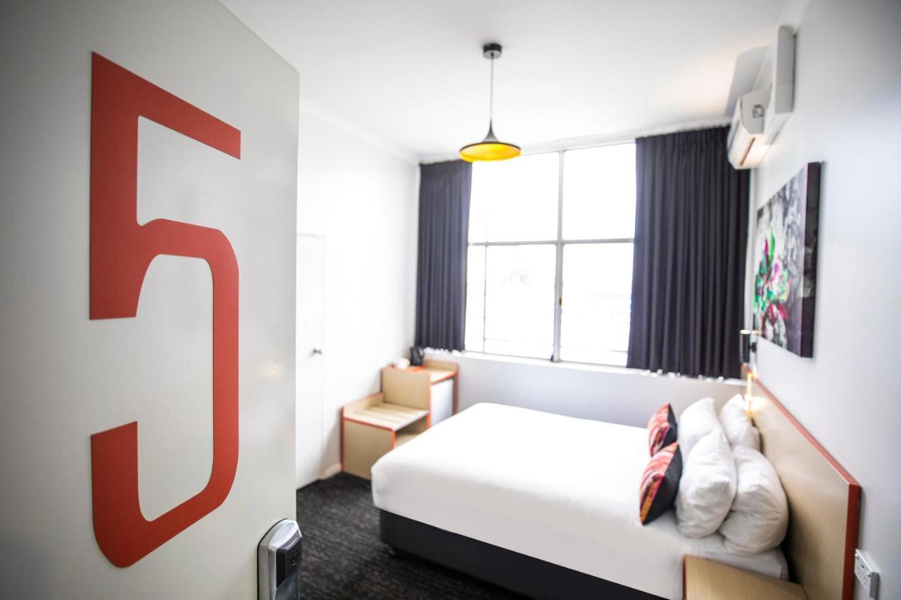 Nightcap At Ashley Hotel Braybrook Exteriör bild