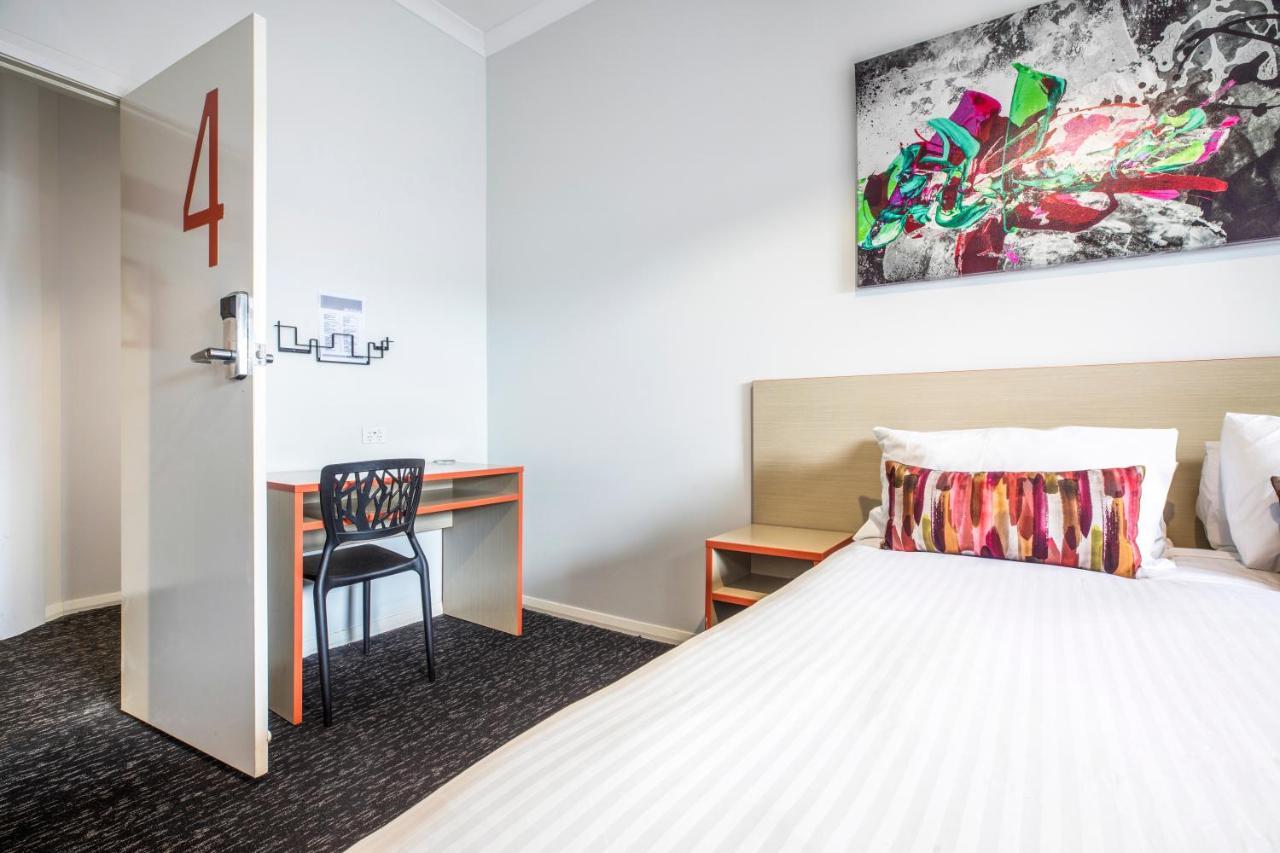 Nightcap At Ashley Hotel Braybrook Exteriör bild